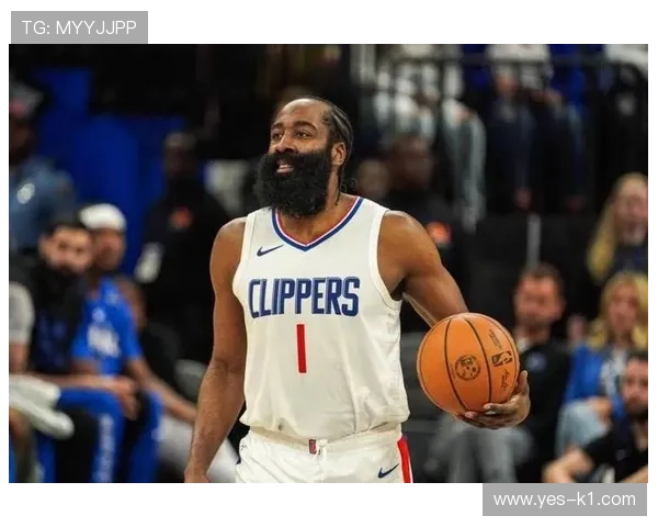 哈登这身家，比隔壁明星还富有，投篮却像平时随手玩儿似的！