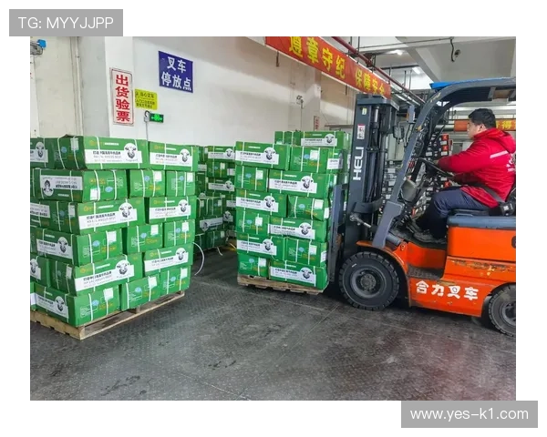 王昶家冰箱里塞满能量胶，朋友来串门以为进了健身房仓库