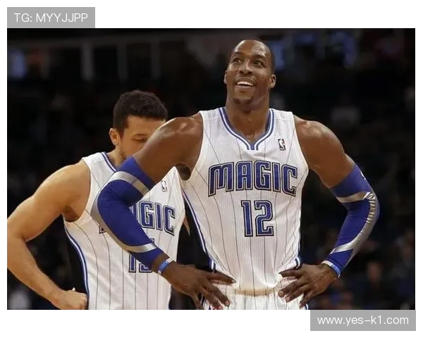 德怀特·霍华德内线防守对比巅峰期，篮板影响力明显下降